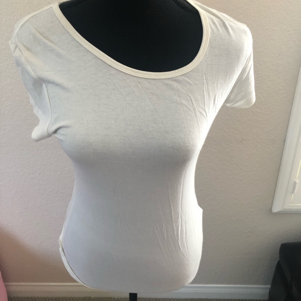 White 100 percent cotton Bailey shirt. Never been worn